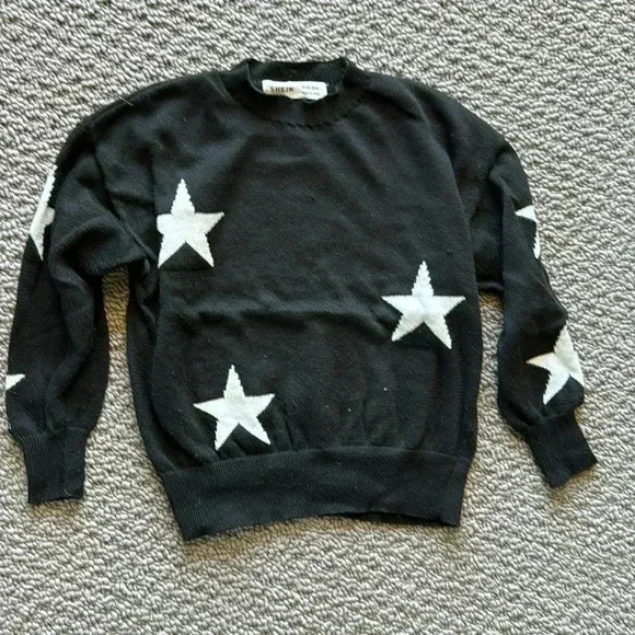 SHEIN Other - SHEIN sweater with stars size 4T